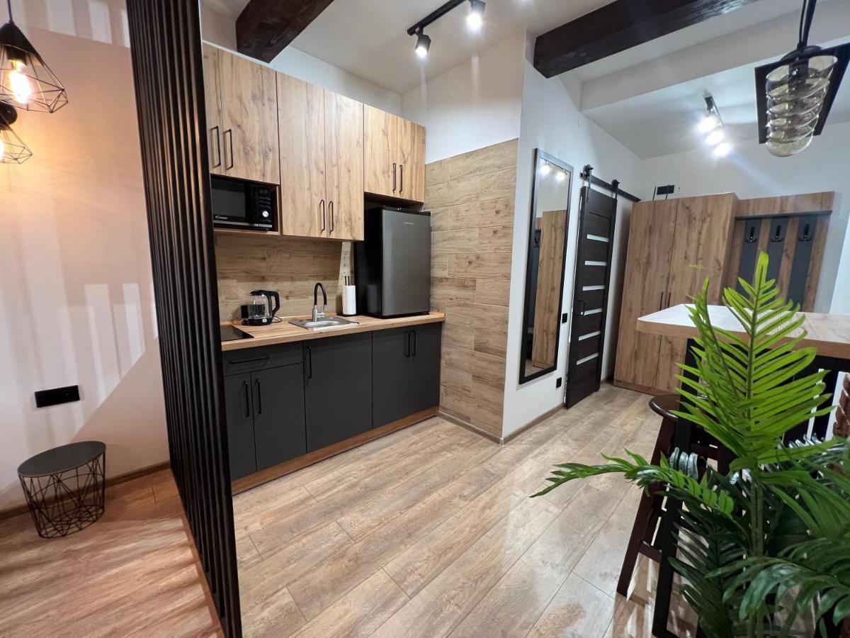 Cozy Loft На Староєврейській 24 ลวีฟ ภายนอก รูปภาพ